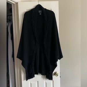 Marvelush Layers by Lizden Fringe Shrug (Plus One Size) Black, like new